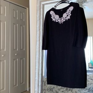 simple, yet chic black bodycon dress